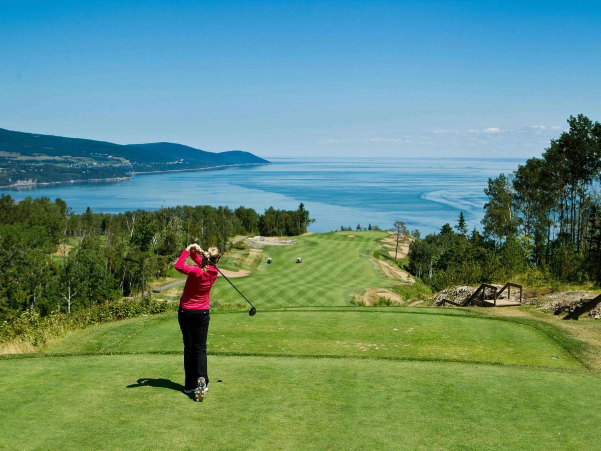 Hotel Fairmont Le Manoir Richelieu La Malbaie Exterior foto Golf at Le Massif