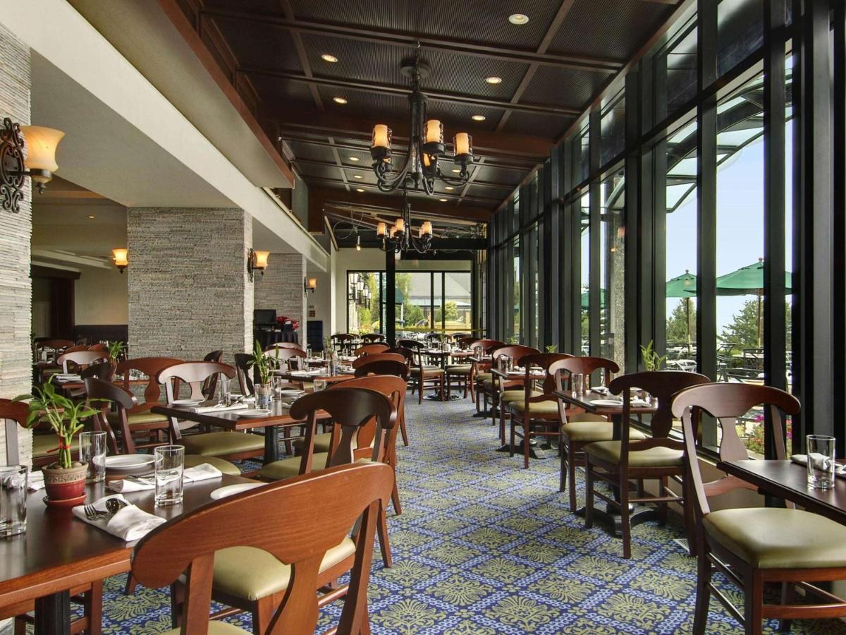 Hotel Fairmont Le Manoir Richelieu La Malbaie Exterior foto The restaurant at the Westin