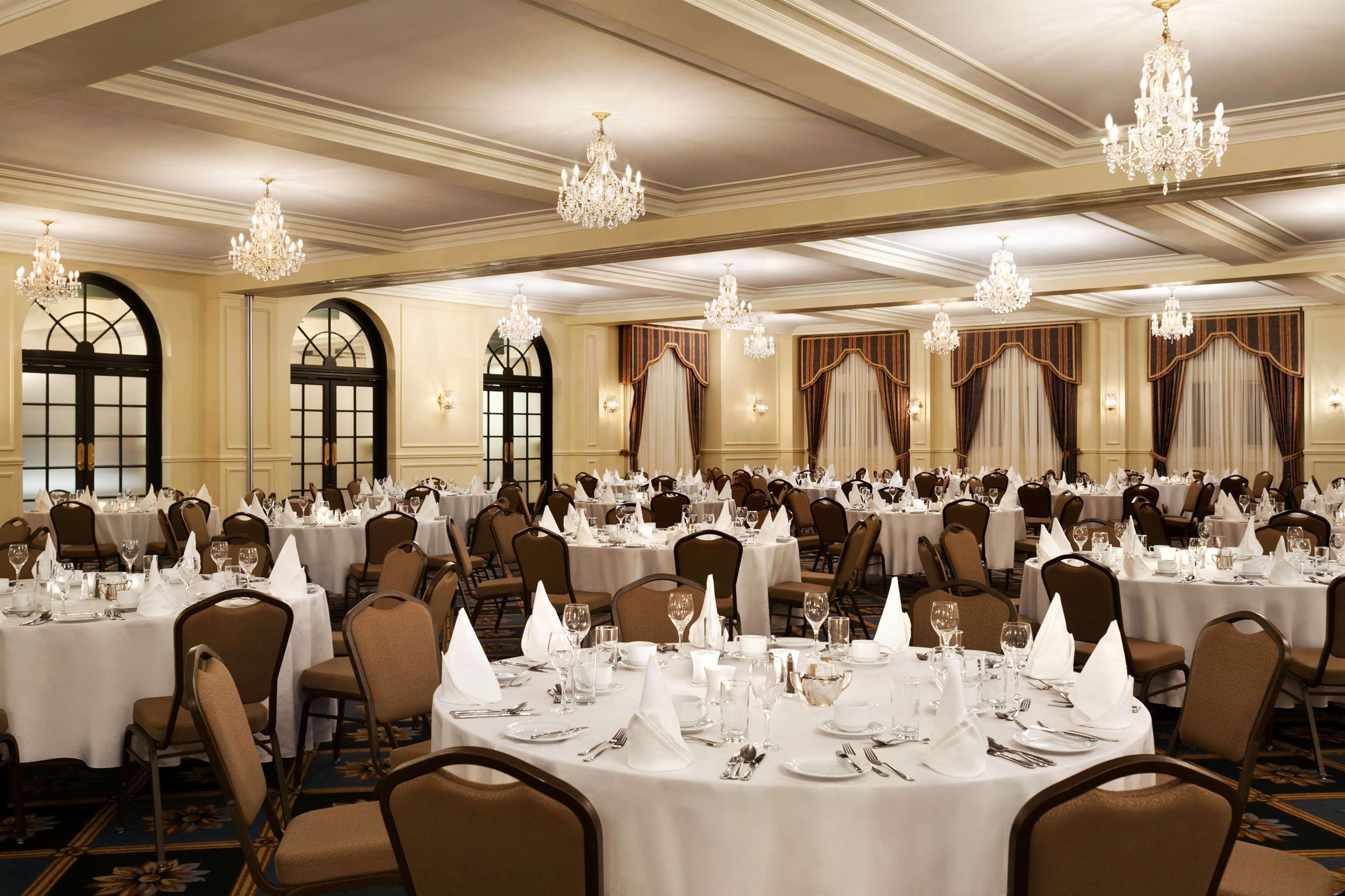 Hotel Fairmont Le Manoir Richelieu La Malbaie Exterior foto The ballroom